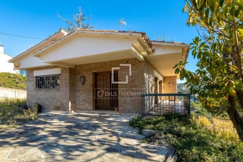 Купить виллу в Кабрильс, Испания с 3 спальни, 270м², № 9268 - фото 16