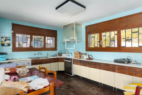 Купить виллу в Кабрильс, Испания с 3 спальни, 270м², № 9268 - фото 9