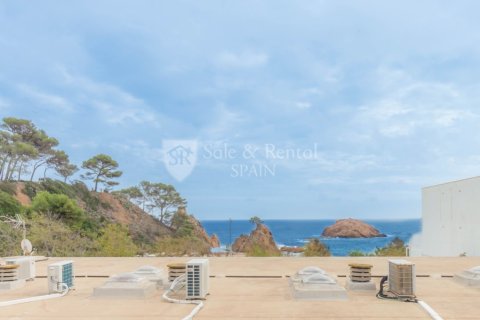 Купить квартиру в Тосса-де-Мар, Испания с 2 спальни, 60м², № 6717 - фото 2