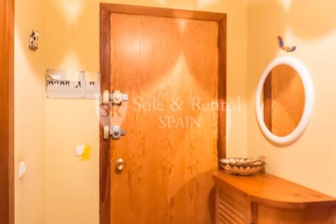 Купить квартиру в Тосса-де-Мар, Испания с 2 спальни, 60м², № 6717 - фото 3