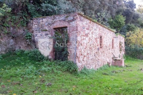 Сasa de 4 dormitorios en venta en Sant Pol de Mar, Barcelona, Cataluña, Spain № 6716 - foto 26