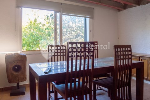 Сasa de 4 dormitorios en venta en Sant Pol de Mar, Barcelona, Cataluña, Spain № 6716 - foto 7