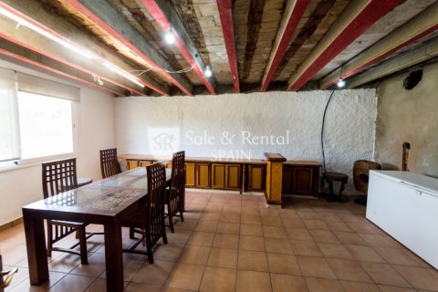 Сasa de 4 dormitorios en venta en Sant Pol de Mar, Barcelona, Cataluña, Spain № 6716 - foto 6