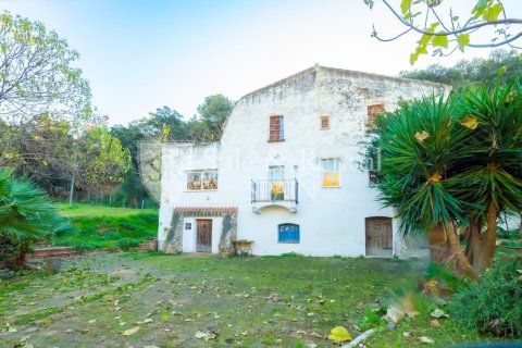 Сasa de 4 dormitorios en venta en Sant Pol de Mar, Barcelona, Cataluña, Spain № 6716 - foto 16