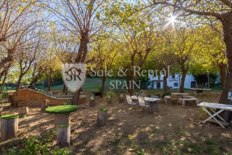 Сasa de 4 dormitorios en venta en Sant Pol de Mar, Barcelona, Cataluña, Spain № 6716 - foto 23