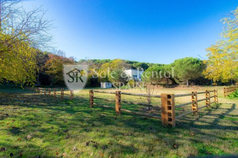 Сasa de 4 dormitorios en venta en Sant Pol de Mar, Barcelona, Cataluña, Spain № 6716 - foto 30