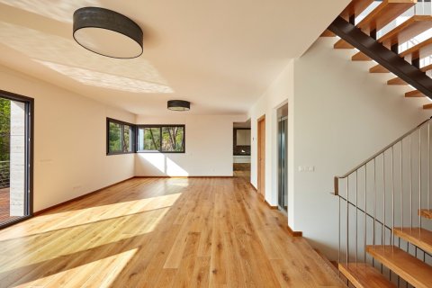 4 bedrooms villa for sale in Lloret de Mar, Girona, Catalonia, Spain № 986 - photo 10