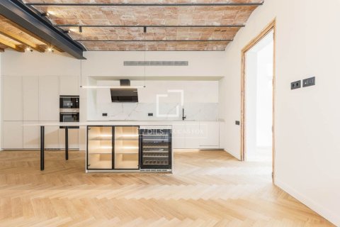 3 bedrooms apartment for sale in Barcelona, Catalonia, Spain № 9203 - photo 7