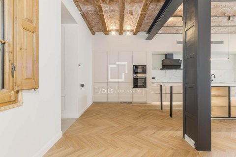 3 bedrooms apartment for sale in Barcelona, Catalonia, Spain № 9203 - photo 10