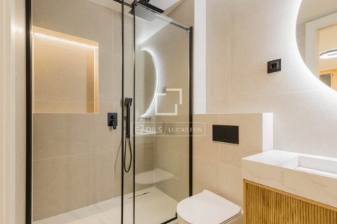3 bedrooms apartment for sale in Barcelona, Catalonia, Spain № 9203 - photo 29