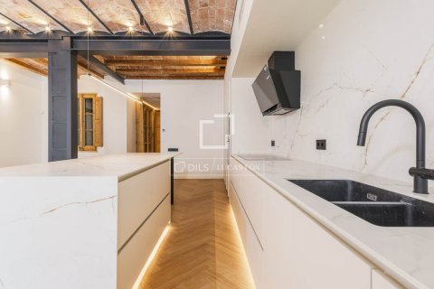 3 bedrooms apartment for sale in Barcelona, Catalonia, Spain № 9203 - photo 8