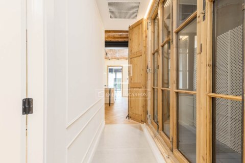 3 bedrooms apartment for sale in Barcelona, Catalonia, Spain № 9203 - photo 24