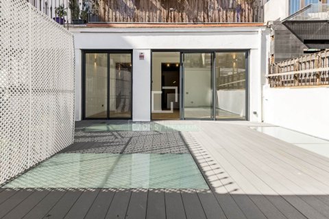 3 bedrooms apartment for sale in Barcelona, Catalonia, Spain № 9203 - photo 15