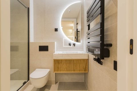 3 bedrooms apartment for sale in Barcelona, Catalonia, Spain № 9203 - photo 30