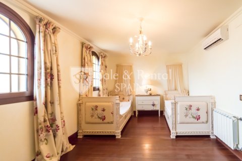 5 bedrooms house for sale in Lloret de Mar, Girona, Catalonia, Spain № 6769 - photo 24