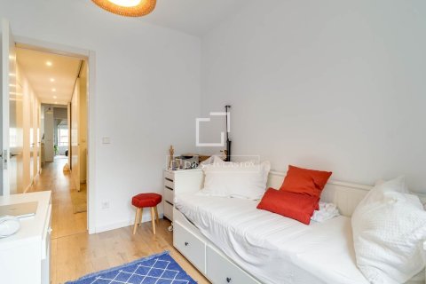 3 bedrooms apartment for sale in Barcelona, Catalonia, Spain № 9218 - photo 12