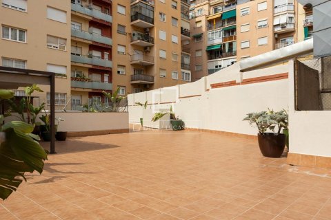 3 bedrooms apartment for sale in Barcelona, Catalonia, Spain № 9107 - photo 4