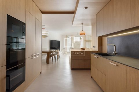 3 bedrooms apartment for sale in Barcelona, Catalonia, Spain № 9107 - photo 18