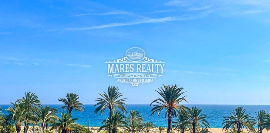 4 bedrooms townhouse for sale in Mataro, Barcelona, Catalonia, Spain № 3093