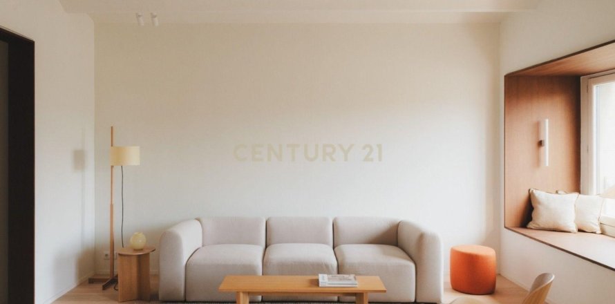Apartamento de 3 dormitorios en venta en Barcelona, Cataluña, Spain № 9077