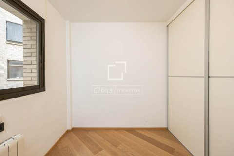 Apartamento de 3 dormitorios en venta en Barcelona, Cataluña, Spain № 9166 - foto 6