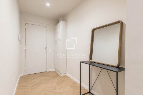 3 bedrooms apartment for sale in Barcelona, Catalonia, Spain № 9099 - photo 13