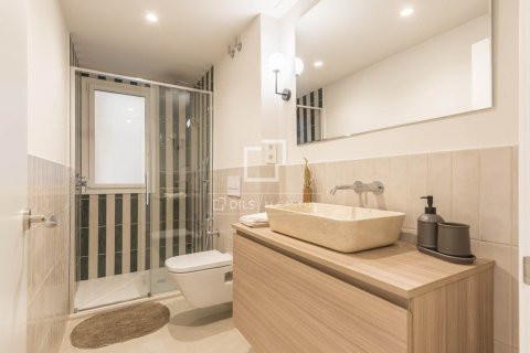 3 bedrooms apartment for sale in Barcelona, Catalonia, Spain № 9099 - photo 16
