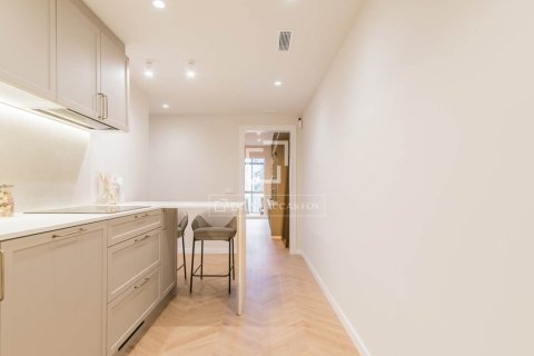 3 bedrooms apartment for sale in Barcelona, Catalonia, Spain № 9099 - photo 10