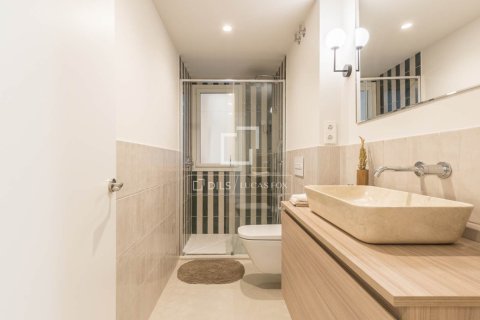 3 bedrooms apartment for sale in Barcelona, Catalonia, Spain № 9099 - photo 17