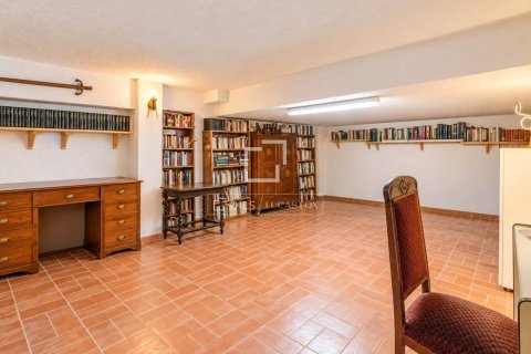 Villa de 4 dormitorios en venta en Sitges, Barcelona, Cataluña, Spain № 9158 - foto 14