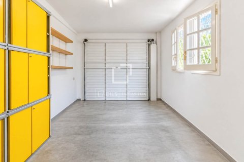 Villa de 4 dormitorios en venta en Sitges, Barcelona, Cataluña, Spain № 9158 - foto 16