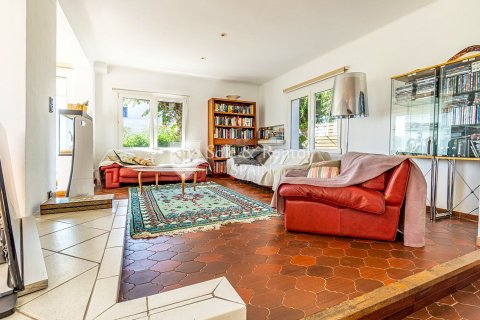 5 bedrooms house for sale in Llanca, Girona, Catalonia, Spain № 6766 - photo 4