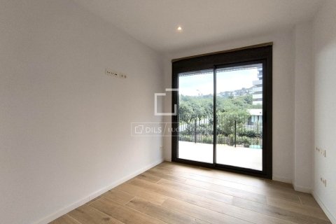 3 bedrooms apartment for rent in Esplugues de Llobregat, Barcelona, Catalonia, Spain № 9065 - photo 8