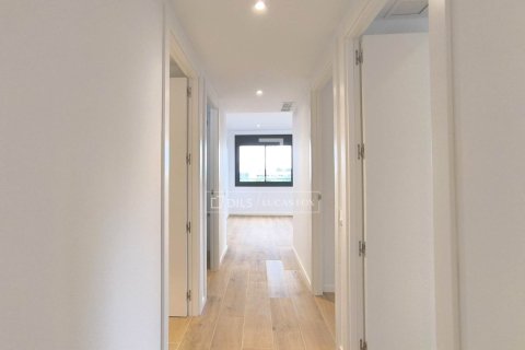 3 bedrooms apartment for rent in Esplugues de Llobregat, Barcelona, Catalonia, Spain № 9065 - photo 13