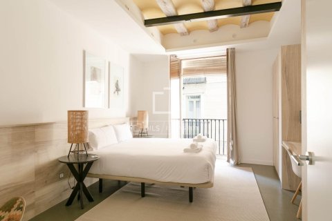2 bedrooms apartment for sale in Barcelona, Catalonia, Spain № 9094 - photo 12