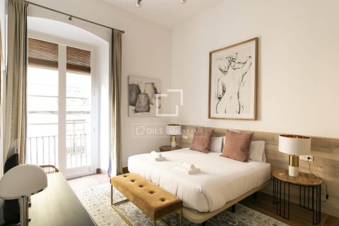 2 bedrooms apartment for sale in Barcelona, Catalonia, Spain № 9094 - photo 11