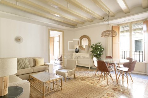 2 bedrooms apartment for sale in Barcelona, Catalonia, Spain № 9094