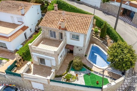 Villa de 4 dormitorios en venta en Lloret de Mar, Gerona, Cataluña, Spain № 1100 - foto 7