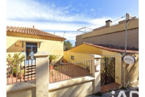 300 sq.m. house for sale in Barcelona, Catalonia, Spain № 9188