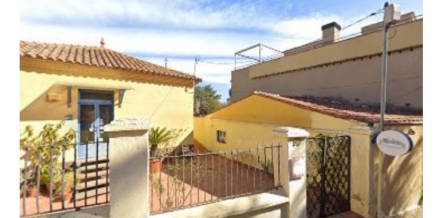 300 sq.m. house for sale in Barcelona, Catalonia, Spain № 9188