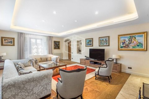 6 bedrooms villa for sale in Sant Andreu de Llavaneres, Barcelona, Catalonia, Spain № 9149 - photo 10