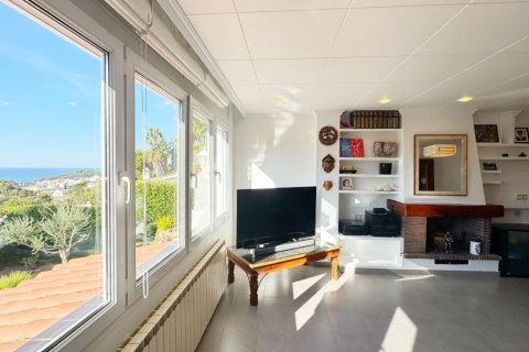 5 bedrooms villa for sale in Lloret de Mar, Girona, Catalonia, Spain № 9192 - photo 17
