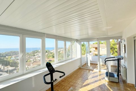 5 bedrooms villa for sale in Lloret de Mar, Girona, Catalonia, Spain № 9192 - photo 30