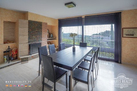 3 bedrooms villa for sale in Platja D'aro, Girona, Catalonia, Spain № 964 - photo 18