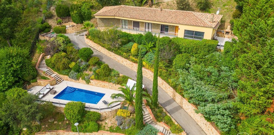 3 chambres villa à vendre à Platja D'aro, Girona, Catalonia, Spain № 964