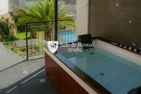 4 bedrooms house for sale in Lloret de Mar, Girona, Catalonia, Spain № 6668 - photo 22