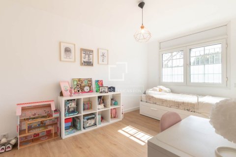 Купить виллу в Гава, Испания с 7 спален, 584м², № 9259 - фото 13