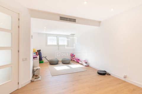 Купить виллу в Гава, Испания с 7 спален, 584м², № 9259 - фото 29