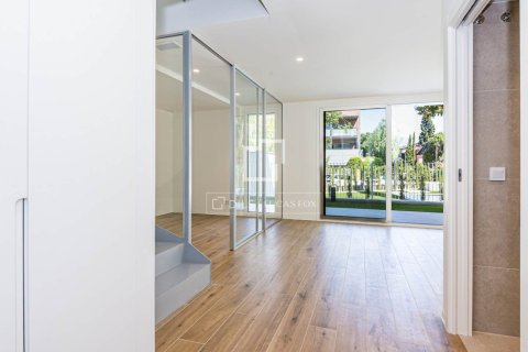 2 bedrooms apartment for sale in Sant Cugat Del Valles, Barcelona, Catalonia, Spain № 9110 - photo 12