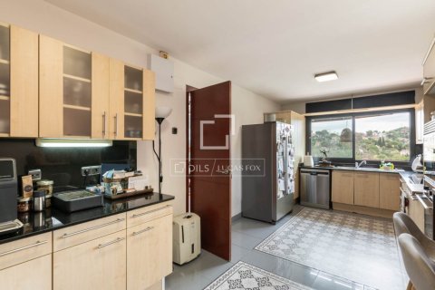 4 bedrooms villa for sale in Sant Cugat Del Valles, Barcelona, Catalonia, Spain № 9104 - photo 14